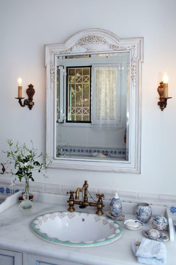 Boutique Villa Andronice Tsoukaládhes Extérieur photo